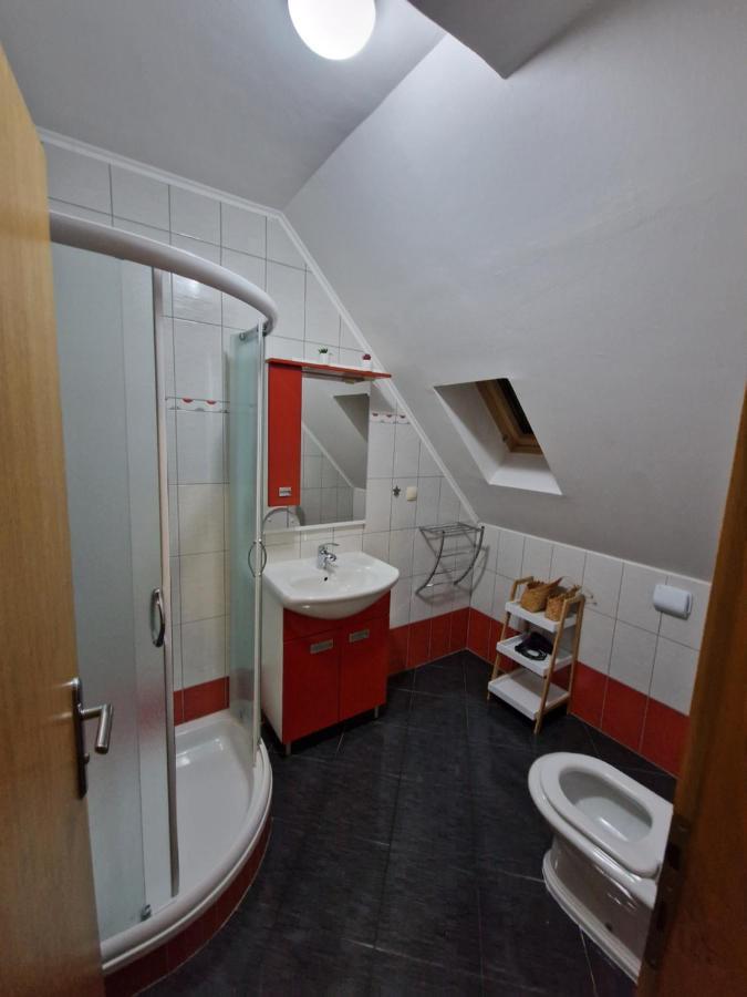 Guest House Wolf II Plitvicka Jezera Exterior photo