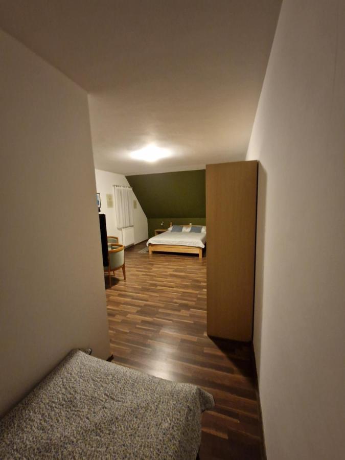 Guest House Wolf II Plitvicka Jezera Exterior photo