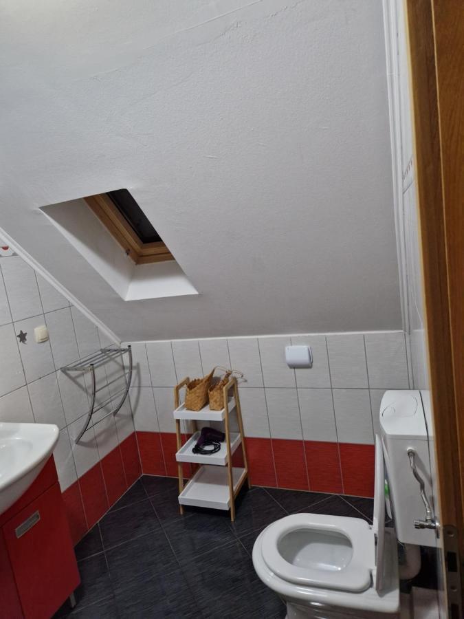 Guest House Wolf II Plitvicka Jezera Exterior photo