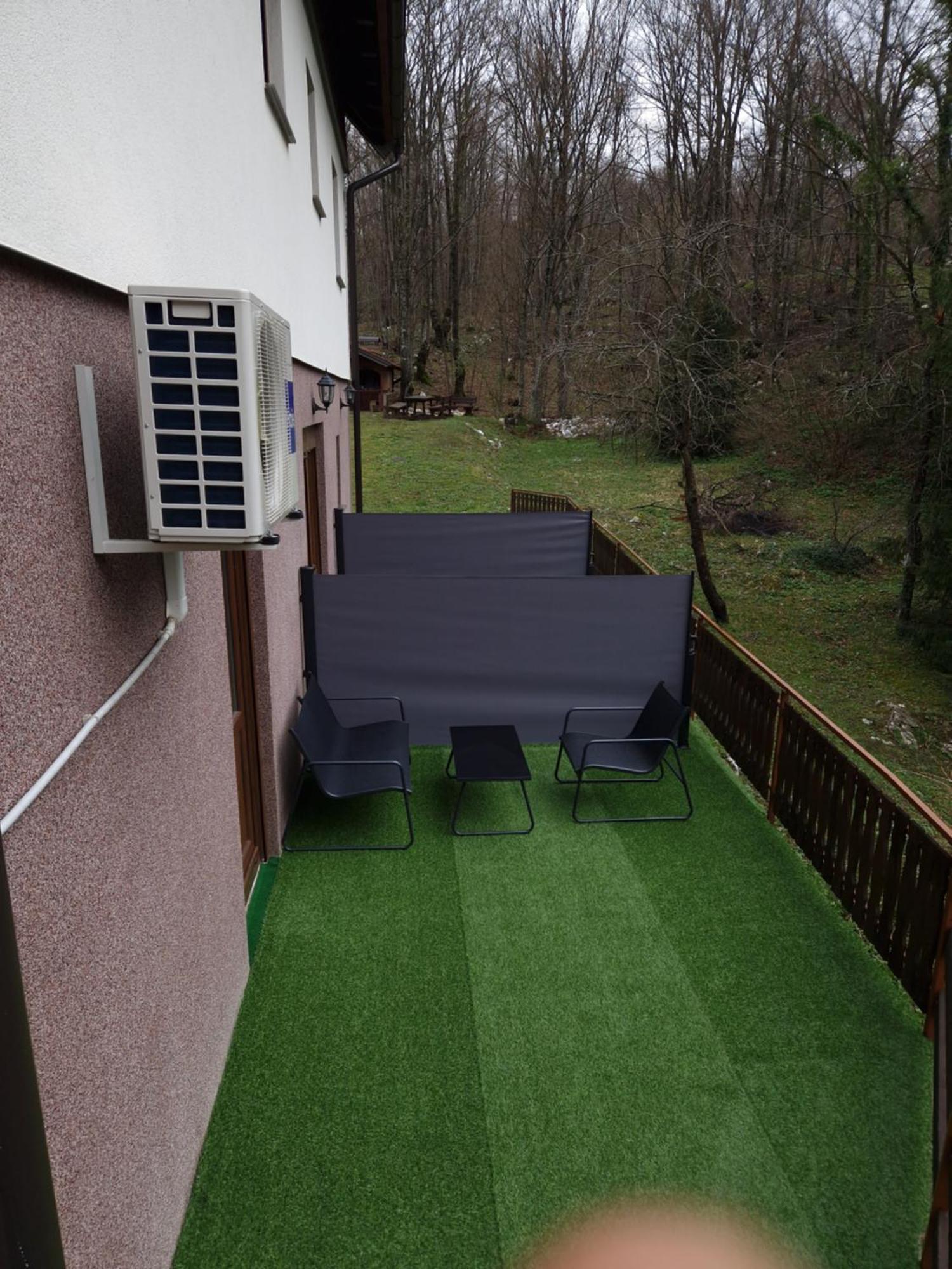 Guest House Wolf II Plitvicka Jezera Exterior photo